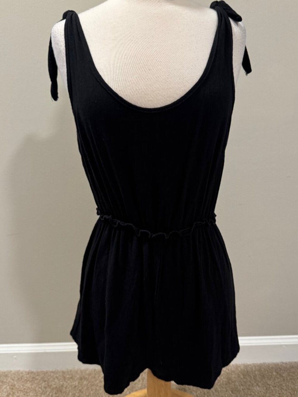 Womens Medium Altar'd State Black Stretchy Sleeveless Tie Shoulder Romper